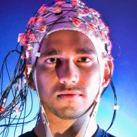 انتخاب دستگاه EEG